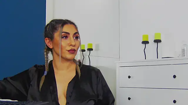 CelineMeyerr online show from 10-28-25, 06:23