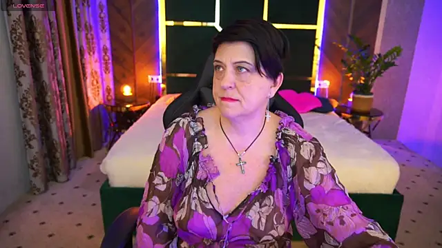 Snapshot of MilaSkyy chatting on 03-07-25, 09:59 MilaSkyy online show from 03-07-25, 09:59