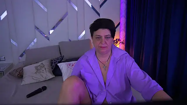 Snapshot of MilaSkyy chatting on 03-14-25, 05:46 MilaSkyy online show from 03-14-25, 05:46