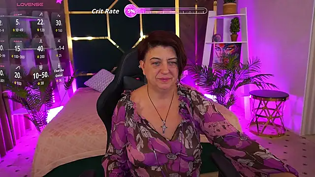 Snapshot of MilaSkyy chatting on 09-25-25, 01:22 MilaSkyy online show from 09-25-25, 01:22