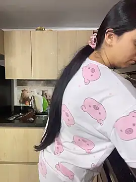 karla nill online show from 03-11-26, 06:02