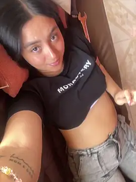 karla nill online show from 11-06-25, 07:51