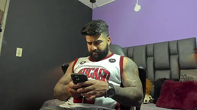 Lyon vach online show from 02-05-26, 09:43