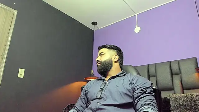 Lyon vach online show from 03-04-26, 12:07