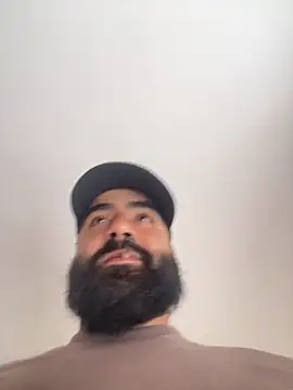 Lyon vach online show from 11-05-25, 04:21