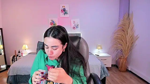 Icysweetcam online show from 04-17-26, 12:19