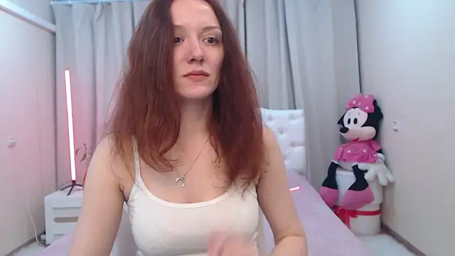 Snapshot of BarbaraStily chatting on 04-25-26, 06:49 BarbaraStily online show from 04-25-26, 06:49