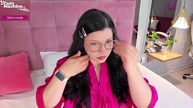 ArticaBelle online show from 11-13-25, 04:38