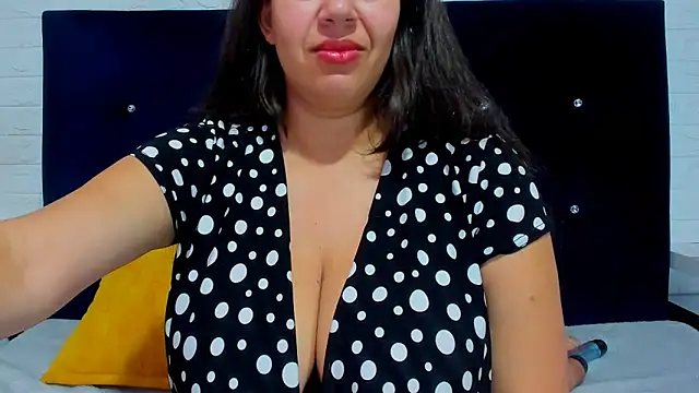 Catherine tabarezx online show from 02-16-25, 11:49