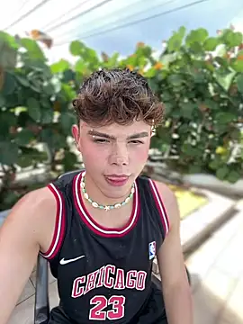 PRINCE STEV online show from 12-22-25, 05:24