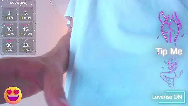 Snapshot of Molly_Spears chatting on 02-26-25, 11:32 Molly Spears online show from 02-26-25, 11:32