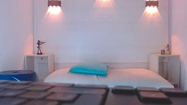 Snapshot of Molly_Spears chatting on 03-10-25, 11:34 Molly Spears online show from 03-10-25, 11:34