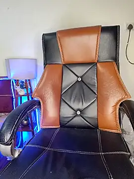 Snapshot of Black-Pearll chatting on 03-16-25, 02:55 Black-Pearll online show from 03-16-25, 02:55