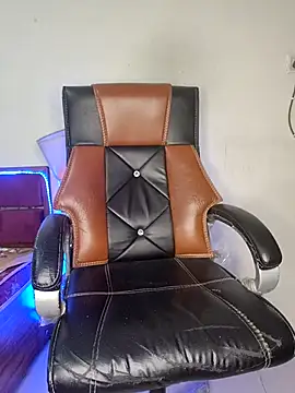 Snapshot of Black-Pearll chatting on 03-14-25, 04:51 Black-Pearll online show from 03-14-25, 04:51