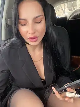 Roxana-Sexy online show from 12-20-25, 04:04