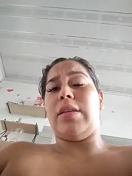 LaurenWelly  online show from 02-12-26, 08:52