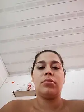 LaurenWelly  online show from 12-21-25, 03:14