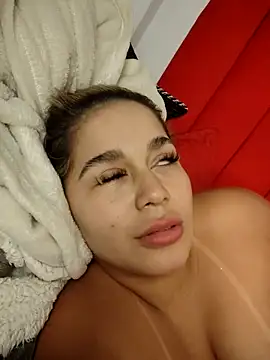 LaurenWelly  online show from 11-28-25, 09:48