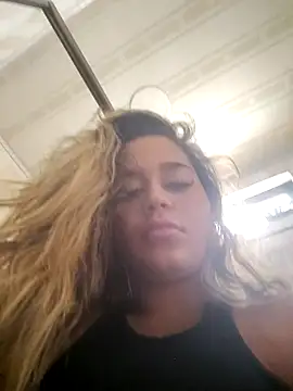 LaurenWelly  online show from 10-01-25, 01:37