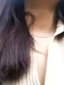 Snapshot of Nicky-7 chatting on 02-19-25, 08:20 Nicky-7 online show from 02-19-25, 08:20