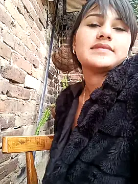 Snapshot of Nicky-7 chatting on 01-22-25, 08:49 Nicky-7 online show from 01-22-25, 08:49