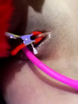 Snapshot of Nicky-7 chatting on 01-28-25, 12:26 Nicky-7 online show from 01-28-25, 12:26