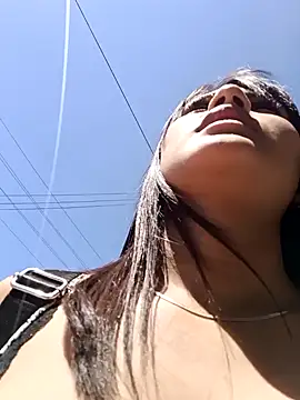 Snapshot of Nicky-7 chatting on 01-20-25, 04:34 Nicky-7 online show from 01-20-25, 04:34