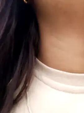 Snapshot of Nicky-7 chatting on 02-15-25, 06:44 Nicky-7 online show from 02-15-25, 06:44