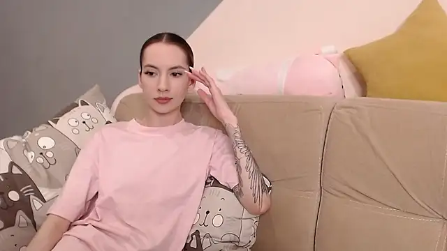 AmbrielHailey online show from 05-04-26, 01:36