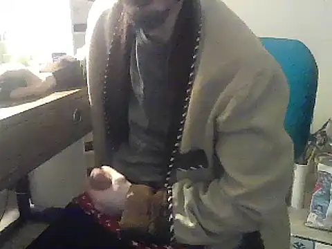 Snapshot of kallaviz chatting on 01-06-26, 10:14 kallaviz online show from 01-06-26, 10:14