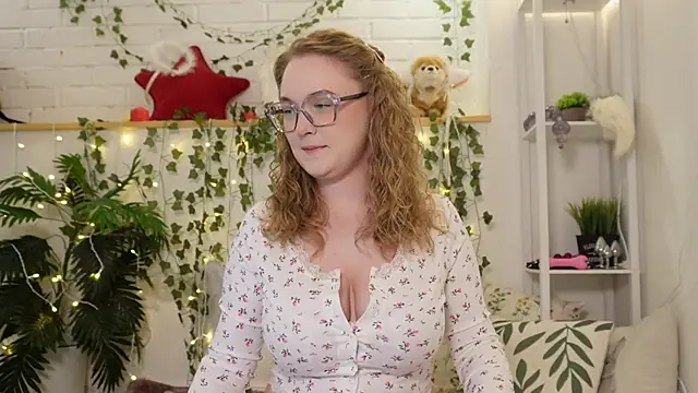 MonicaAsis online show from 09-13-25, 06:08