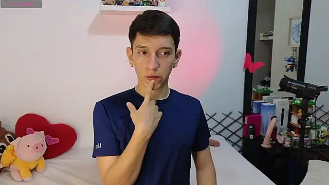 milky  boy  online show from 02-10-26, 04:55