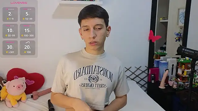 milky  boy  online show from 02-11-26, 04:56