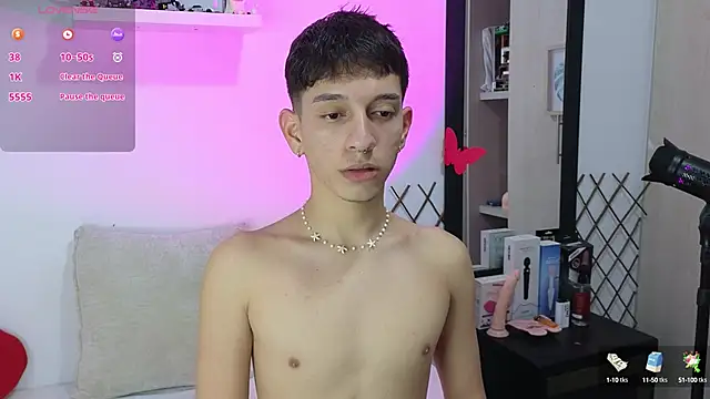 Snapshot of milky__boy_ chatting on 02-26-25, 04:41 milky boy online show from 02-26-25, 04:41