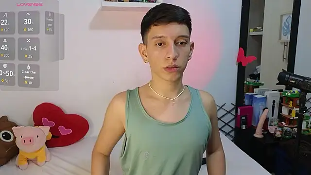 milky  boy  online show from 02-21-26, 05:53