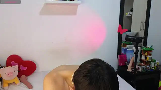 milky  boy  online show from 04-19-26, 12:22