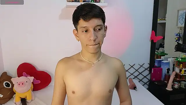 milky  boy  online show from 01-11-26, 04:19