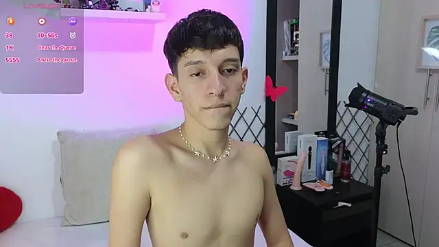 Snapshot of milky__boy_ chatting on 03-07-25, 03:51 milky boy online show from 03-07-25, 03:51