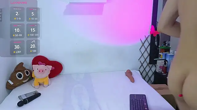 Snapshot of milky__boy_ chatting on 09-11-25, 04:56 milky boy online show from 09-11-25, 04:56