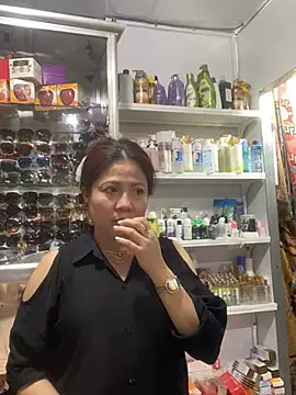 Snapshot of Cesywet chatting on 03-13-25, 07:20 Cesywet online show from 03-13-25, 07:20