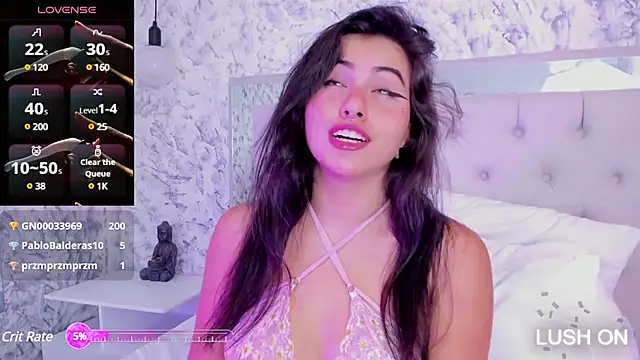 Snapshot of Megan_rossee chatting on 02-25-25, 01:53 Megan rossee online show from 02-25-25, 01:53