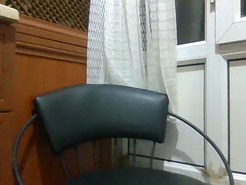 Snapshot of uygar-avc chatting on 10-17-25, 10:33 uygar-avc online show from 10-17-25, 10:33