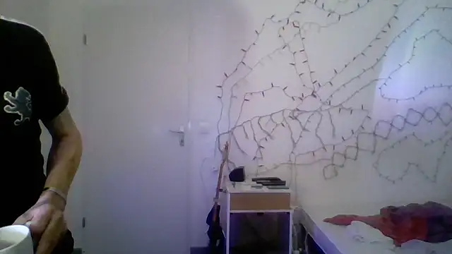 Snapshot of brunoguunot chatting on 12-26-24, 07:16 brunoguunot online show from 12-26-24, 07:16