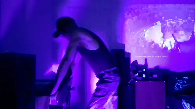 brunoguunot online show from 10-30-25, 09:22