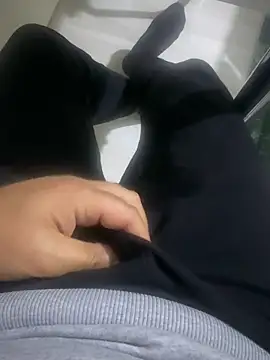 Snapshot of homidor chatting on 09-20-25, 10:48 homidor online show from 09-20-25, 10:48