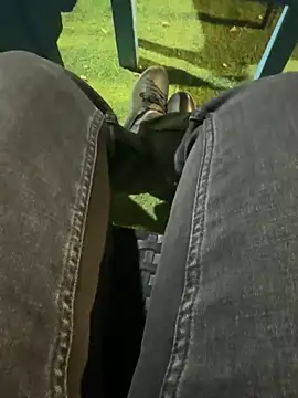 Snapshot of homidor chatting on 10-04-25, 07:48 homidor online show from 10-04-25, 07:48