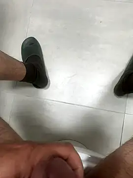 Snapshot of homidor chatting on 10-30-25, 05:32 homidor online show from 10-30-25, 05:32