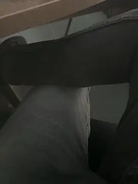 Snapshot of homidor chatting on 09-26-25, 03:19 homidor online show from 09-26-25, 03:19