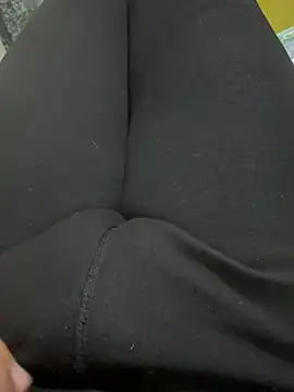 Snapshot of homidor chatting on 12-20-24, 10:22 homidor online show from 12-20-24, 10:22