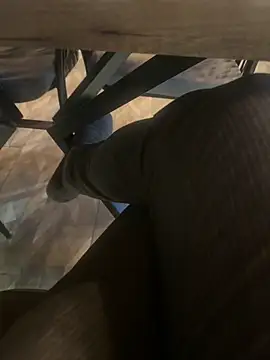 Snapshot of homidor chatting on 03-06-25, 07:32 homidor online show from 03-06-25, 07:32